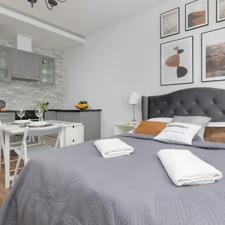 Apartment Comfy & Trendy Studio Wola By Renters *